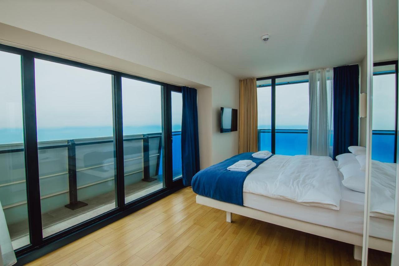 Premium Aparthotel With Sea View Batumi Zewnętrze zdjęcie