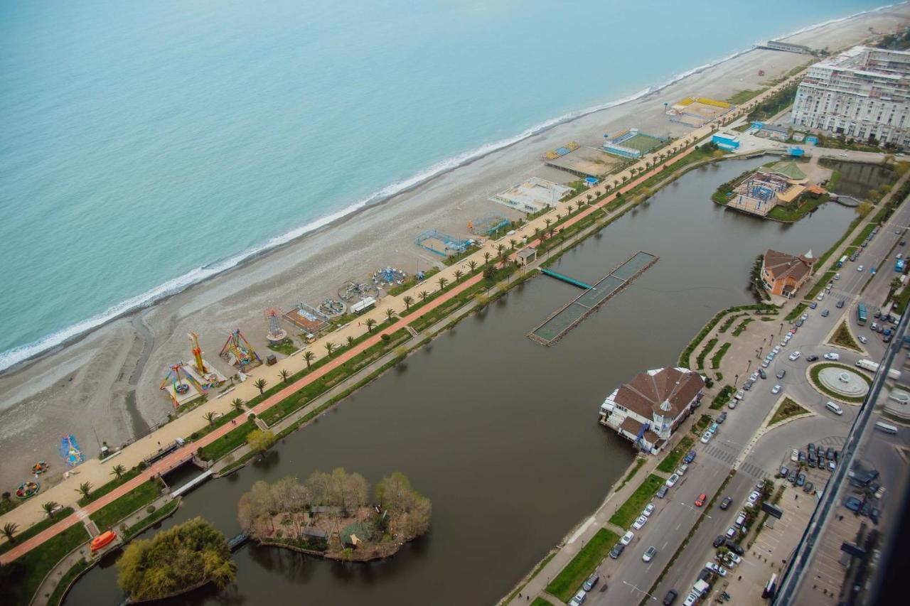 Premium Aparthotel With Sea View Batumi Zewnętrze zdjęcie