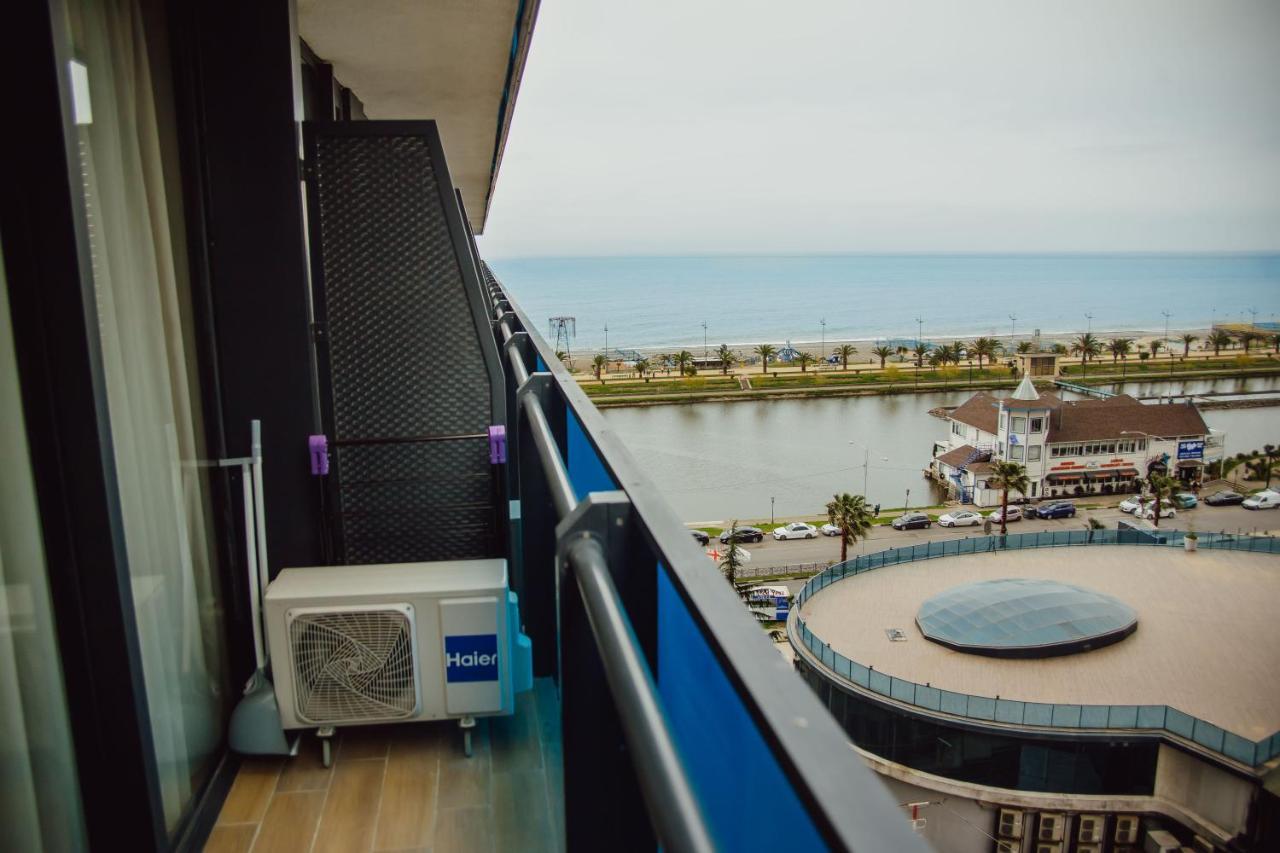 Premium Aparthotel With Sea View Batumi Zewnętrze zdjęcie