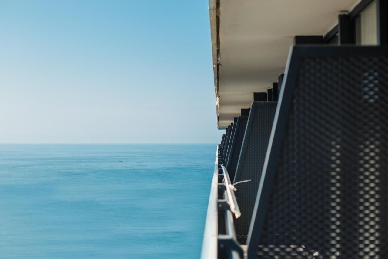 Premium Aparthotel With Sea View Batumi Zewnętrze zdjęcie
